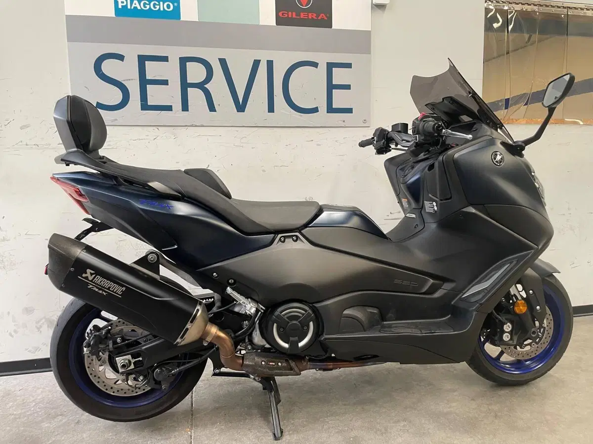Yamaha T-Max 560 (2022 - 24) (2)