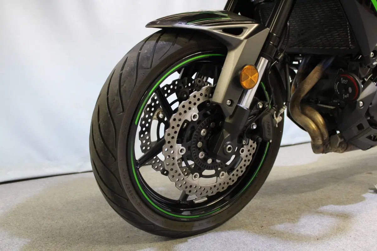 Kawasaki Versys 650 (2025 - 27) (14)
