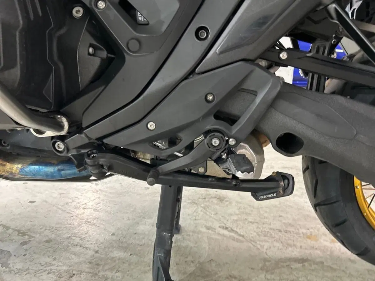 Bmw R 1300 GS Triple Black (2023 - 26) (13)