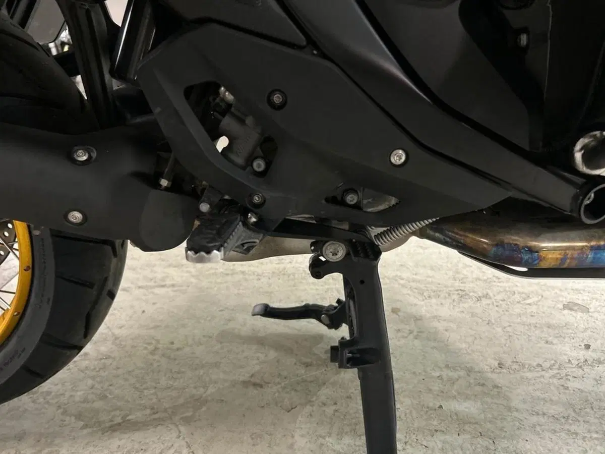 Bmw R 1300 GS Triple Black (2023 - 26) (12)