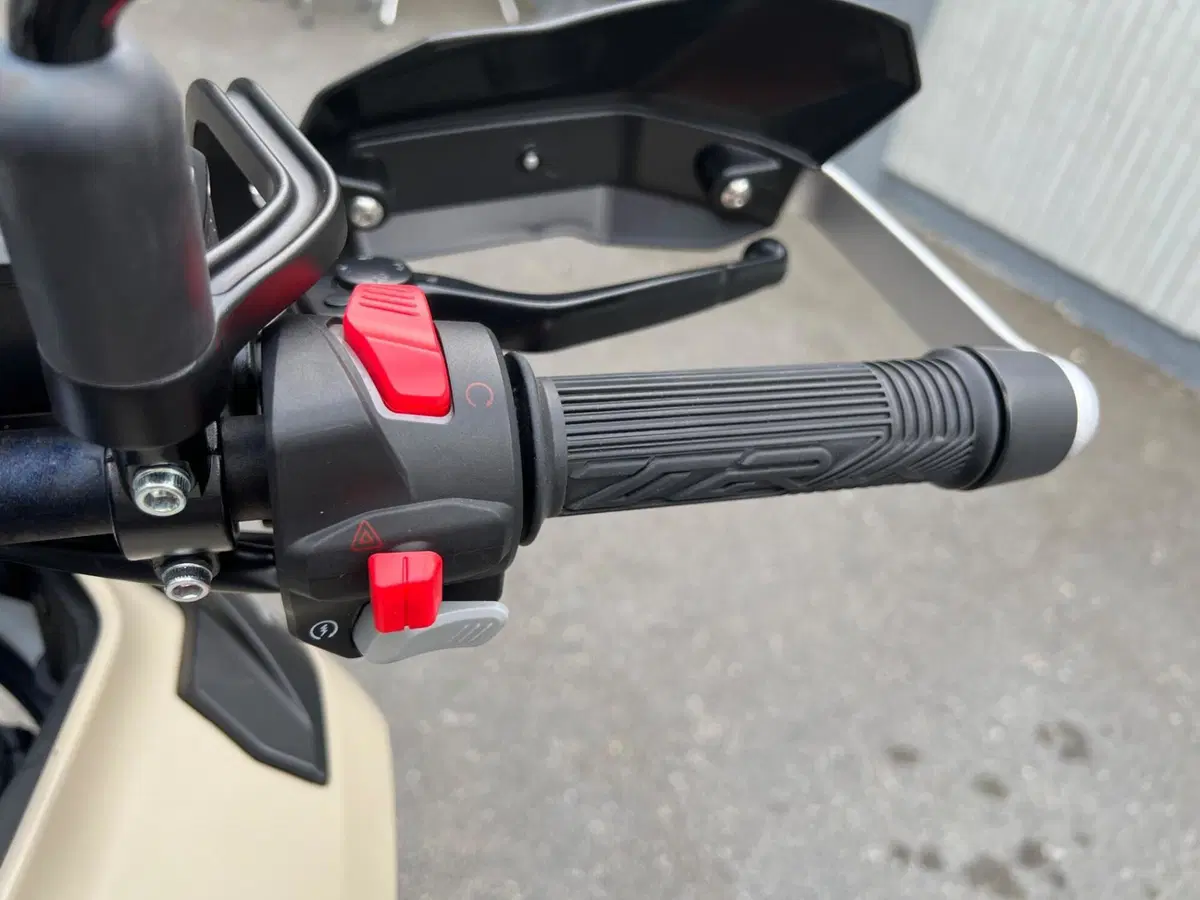 Benelli TRK 702X (2023 - 25) (13)