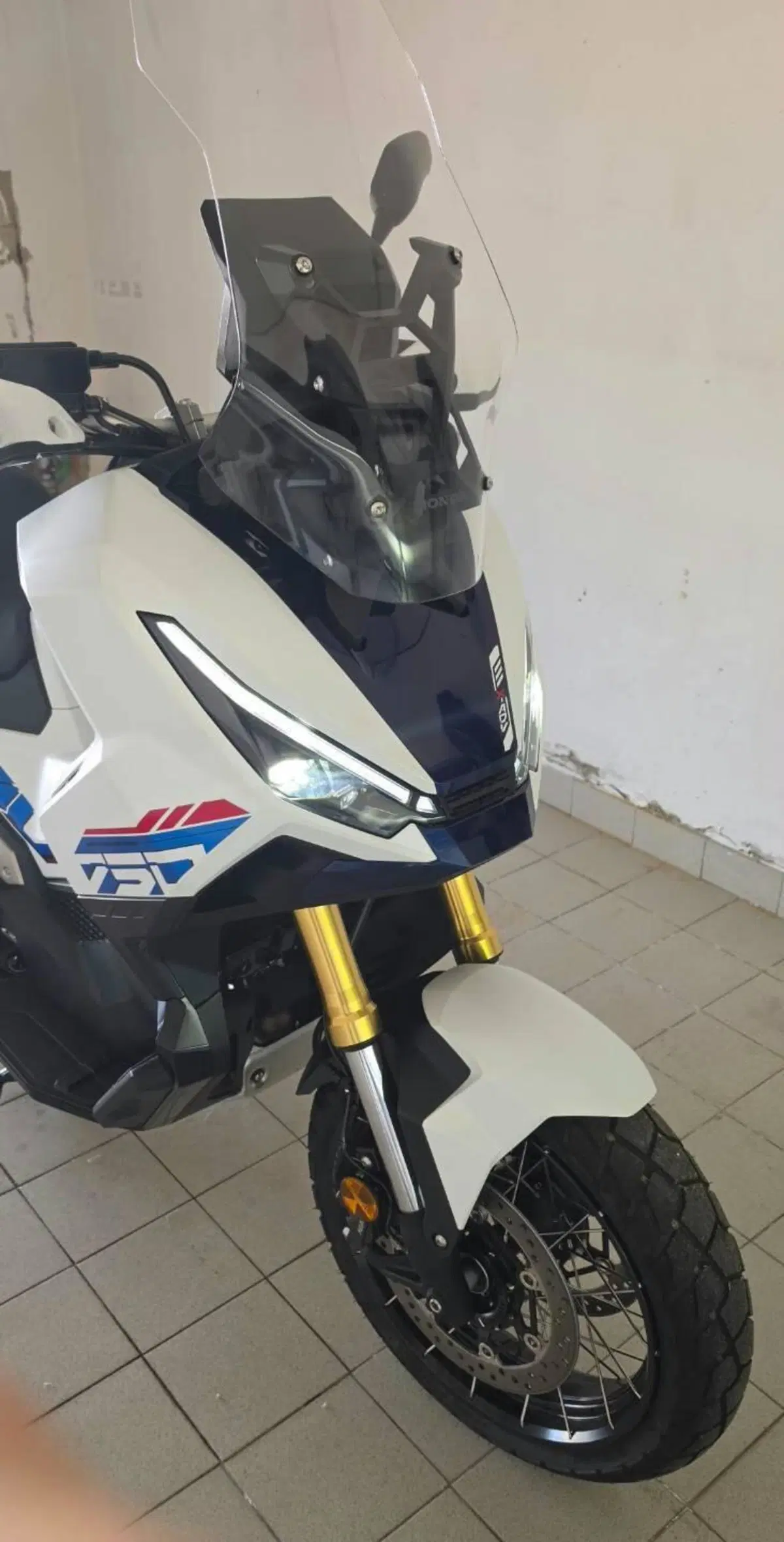 Honda X-ADV 750 Special Edition (2026 - 27) (4)