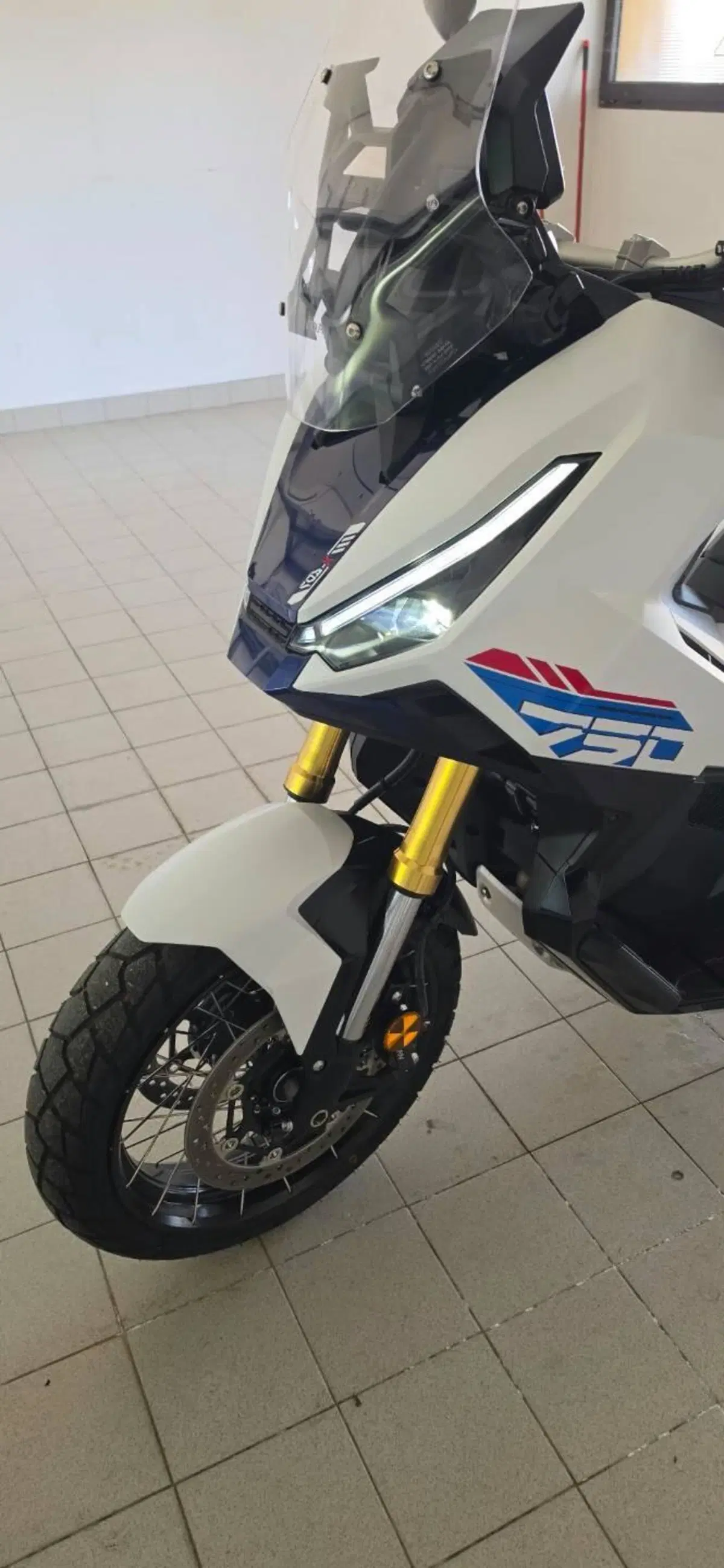 Honda X-ADV 750 Special Edition (2026 - 27) (5)