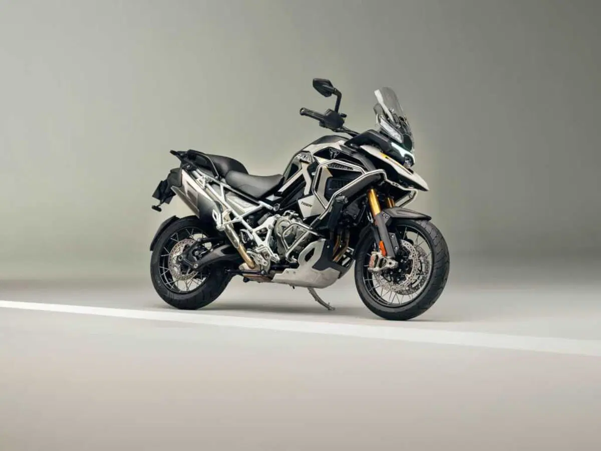 Triumph scopre le carte per il 2027: quattro moto nuove in tre mesi e la Bonneville T40 è solo la prima (4)