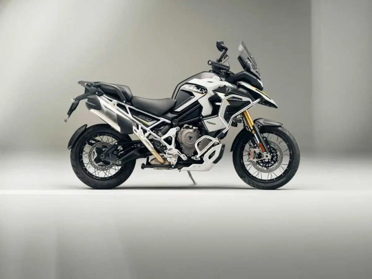 Triumph scopre le carte per il 2027: quattro moto nuove in tre mesi e la Bonneville T40 è solo la prima (5)
