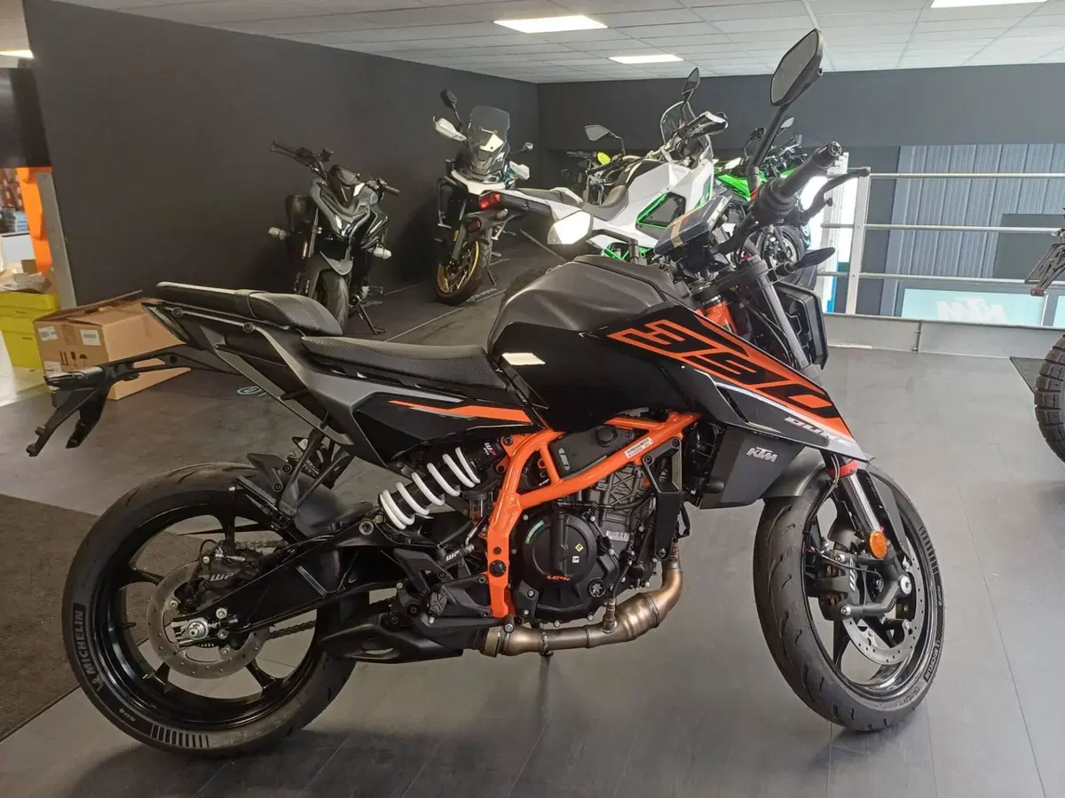 KTM 390 Duke (2026) (4)