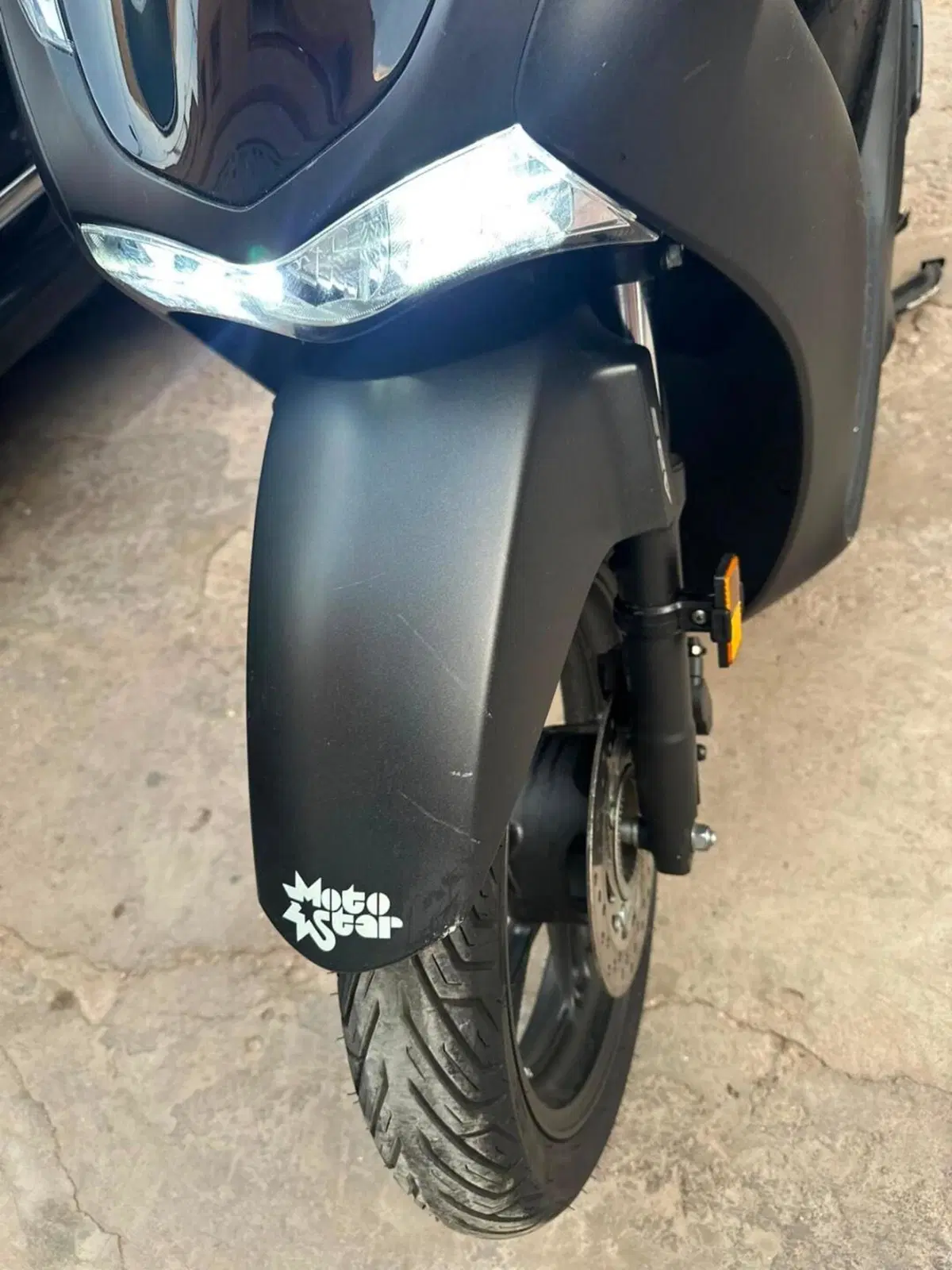 Honda SH 125i (2024 - 25) (7)