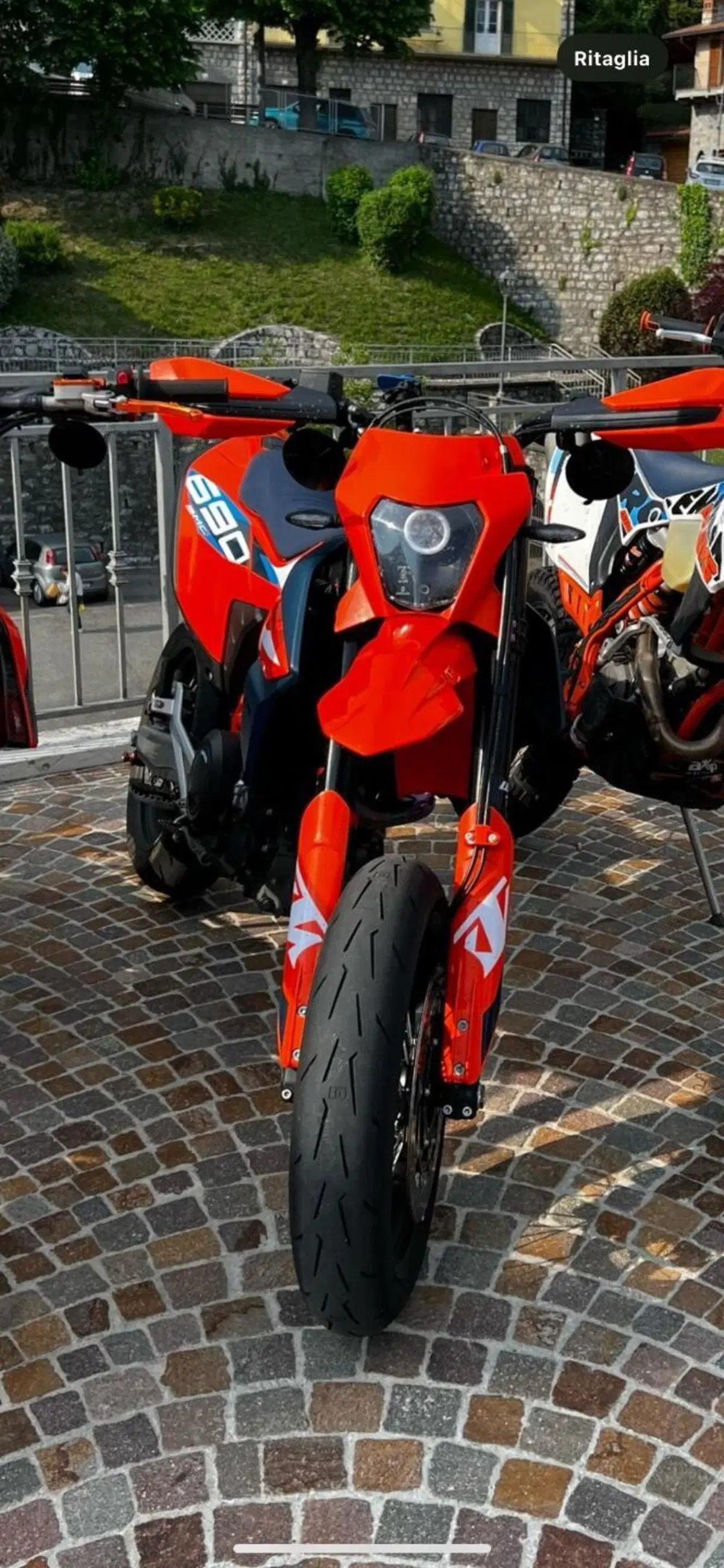 KTM 690 SMC R (2023 - 25) (2)