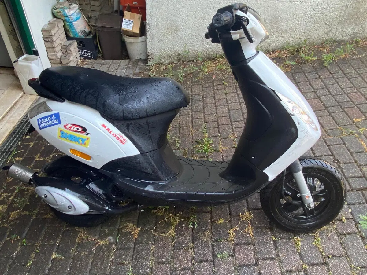 Piaggio Zip 50 2T (2000 - 18) (4)