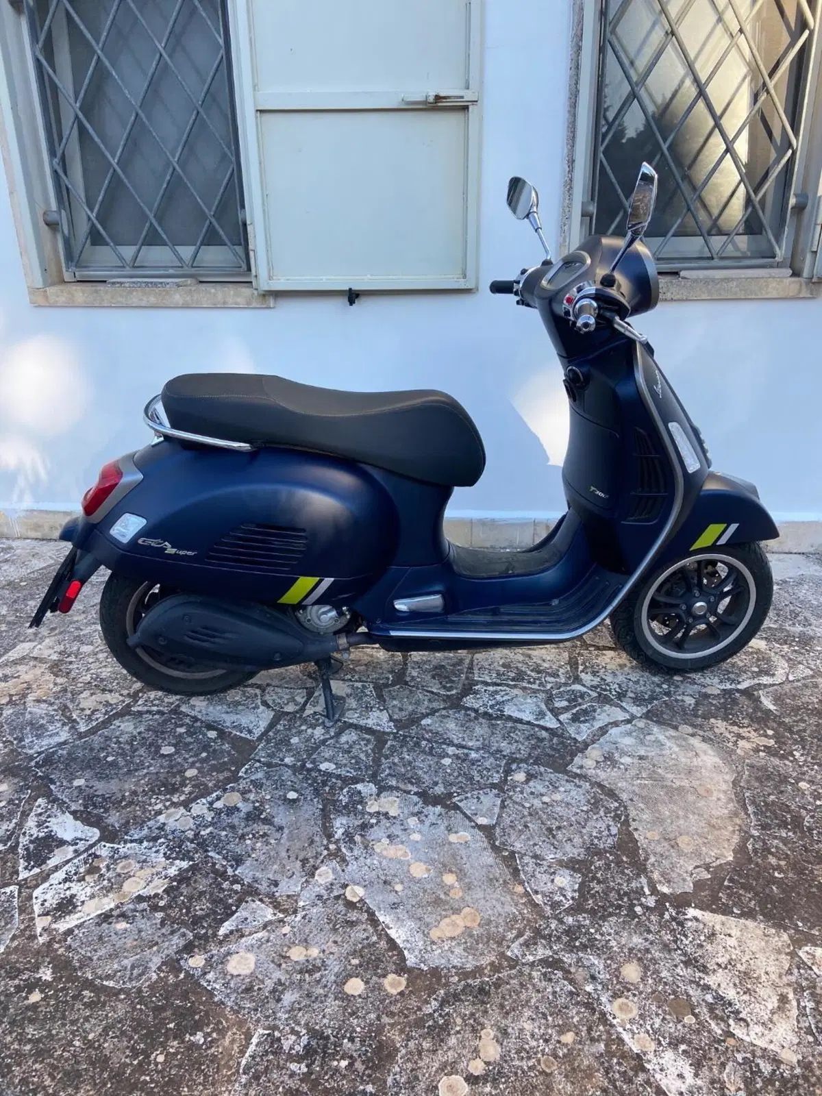 Vespa GTS 300 (2023 - 24)
