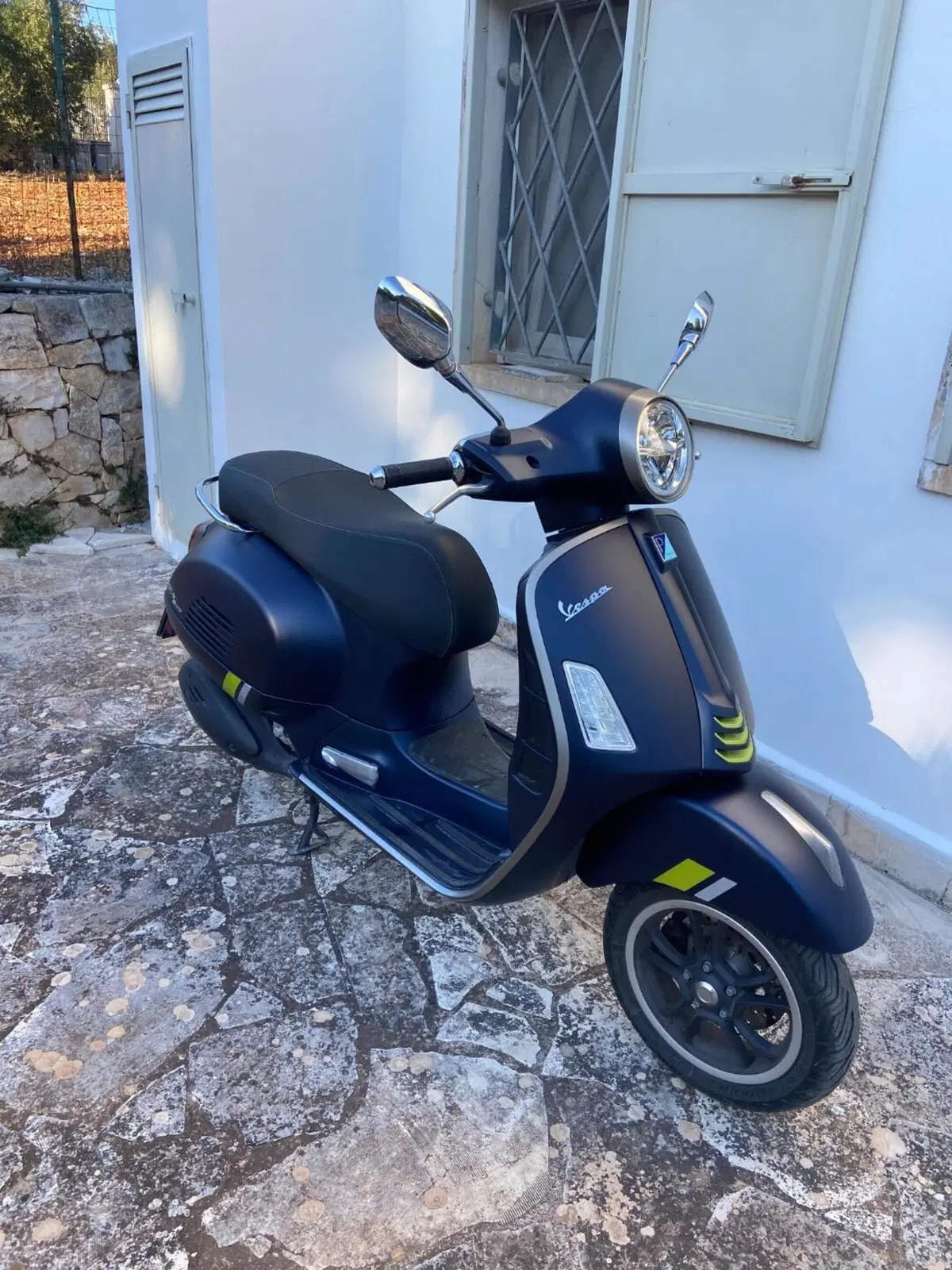 Vespa GTS 300 (2023 - 24) (2)