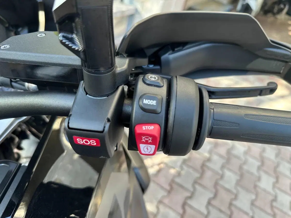 Bmw R 1300 GS Triple Black (2023 - 26) (11)