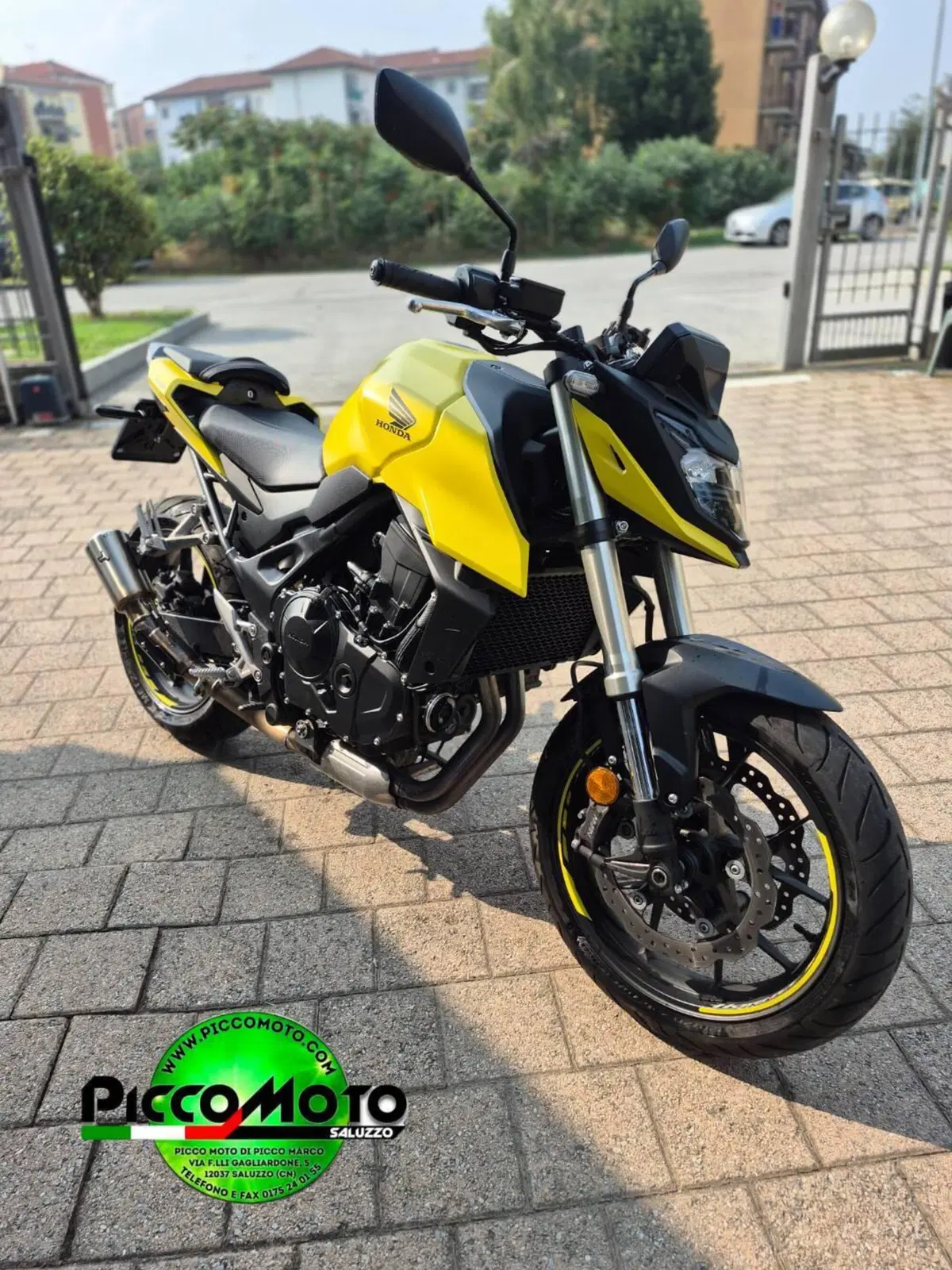 Honda CB 750 Hornet (2023 - 24) (2)