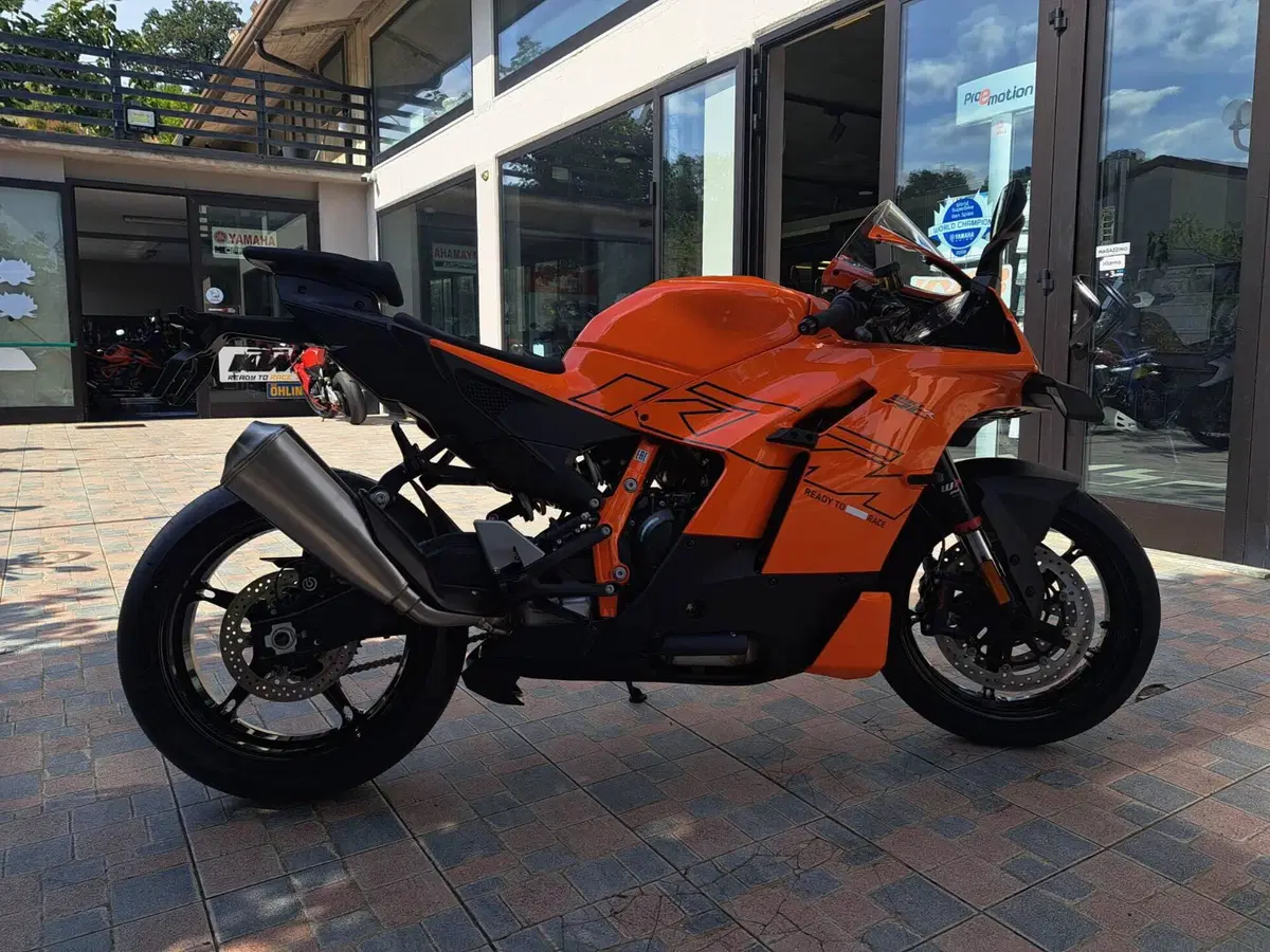 KTM 990 RC R (2026) (2)