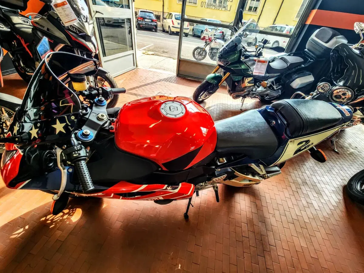 Honda CBR 900 RR Fireblade (2002 - 04) (15)