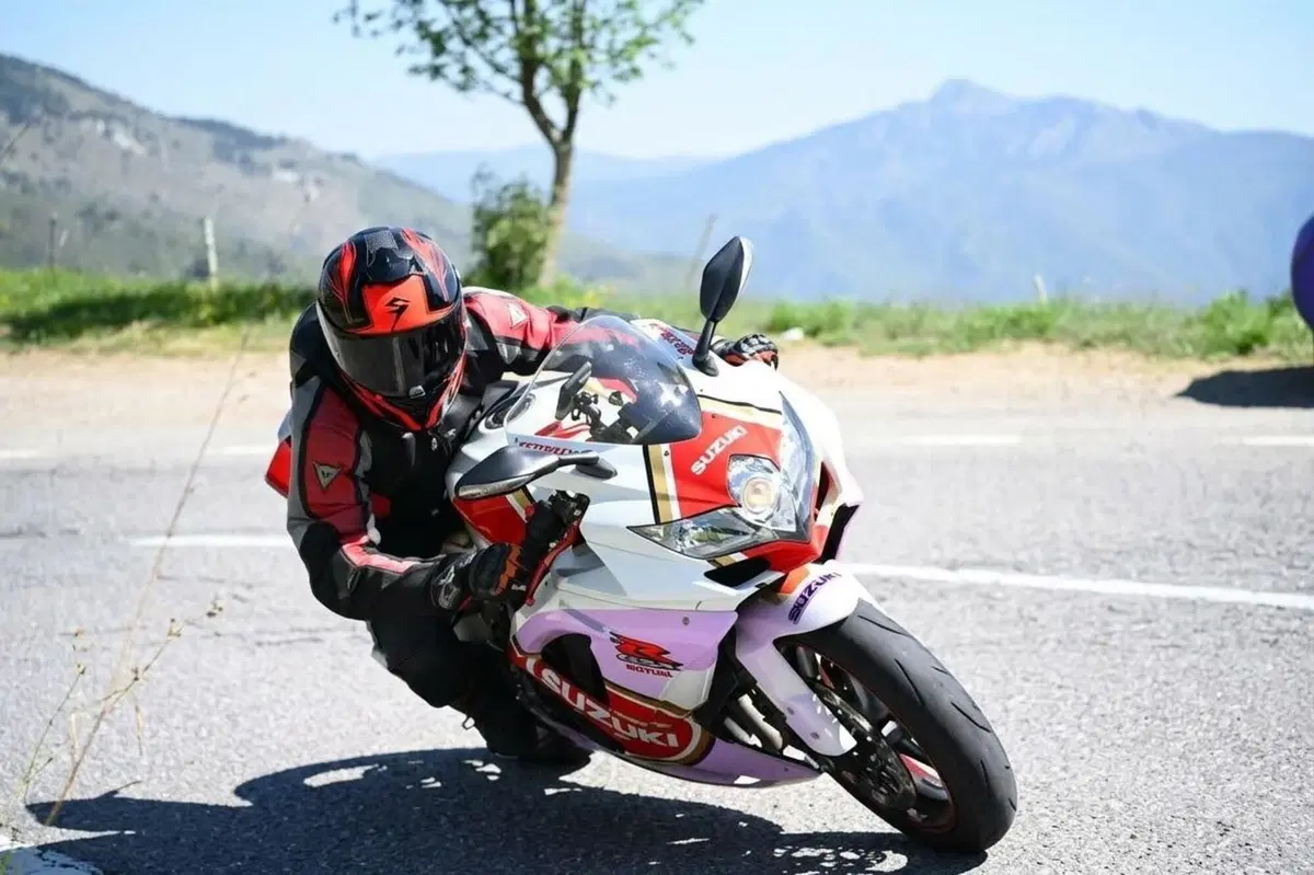 Suzuki GSX R 750 (2008 - 10) (2)