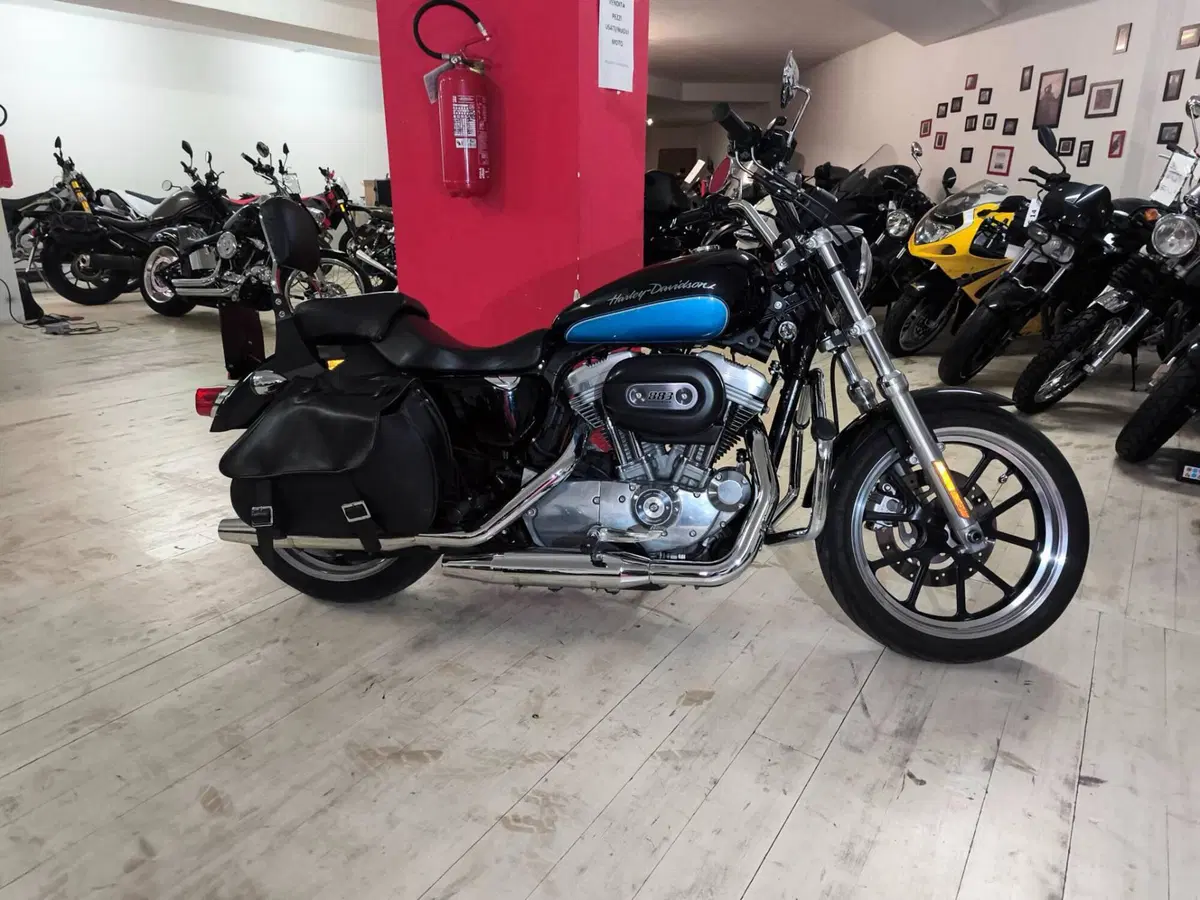 Harley-Davidson 883 Low (2008 - 12) - XL 883L