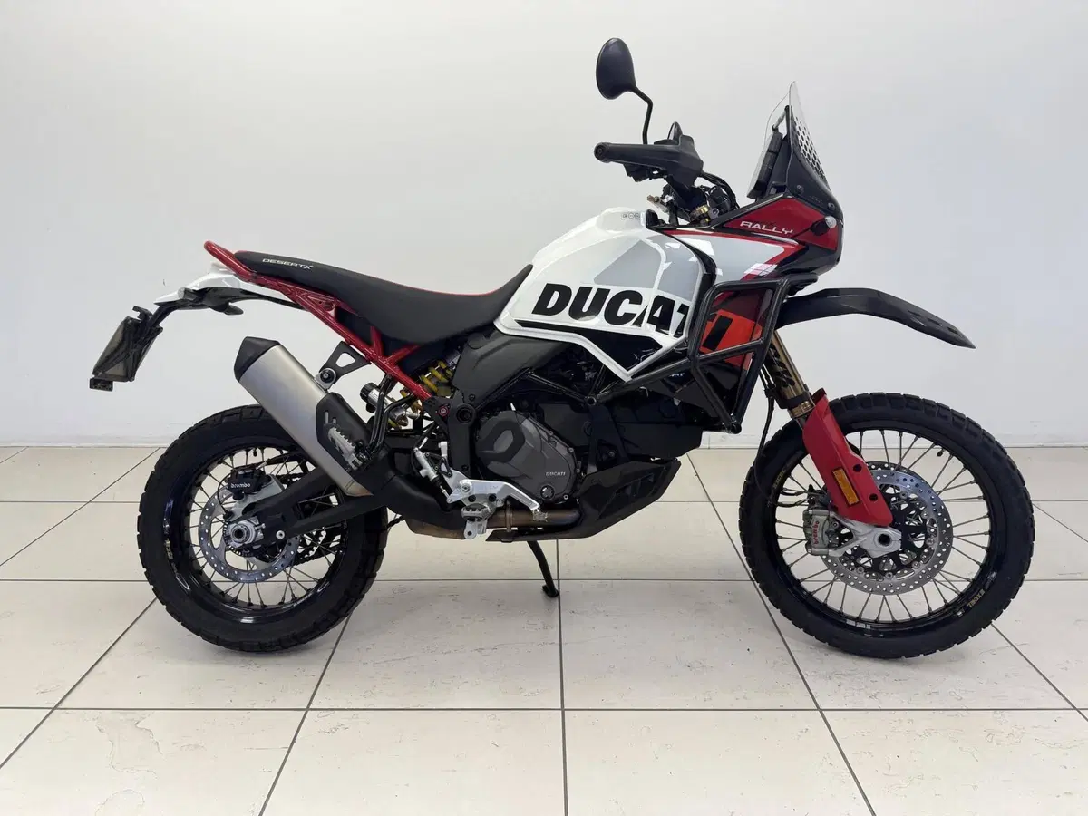 Ducati DesertX (2022 - 25)