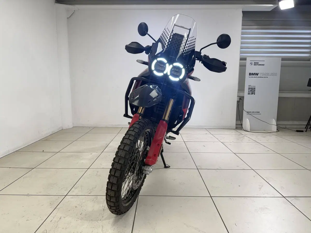 Ducati DesertX (2022 - 25) (3)