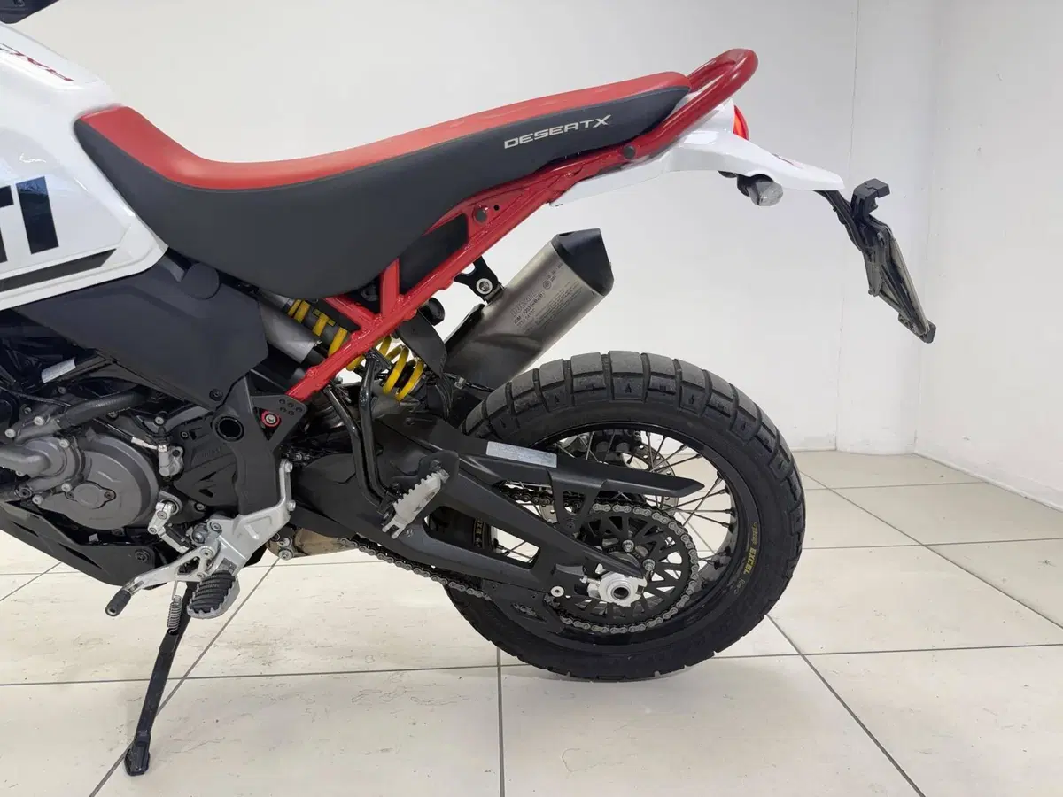 Ducati DesertX (2022 - 25) (14)