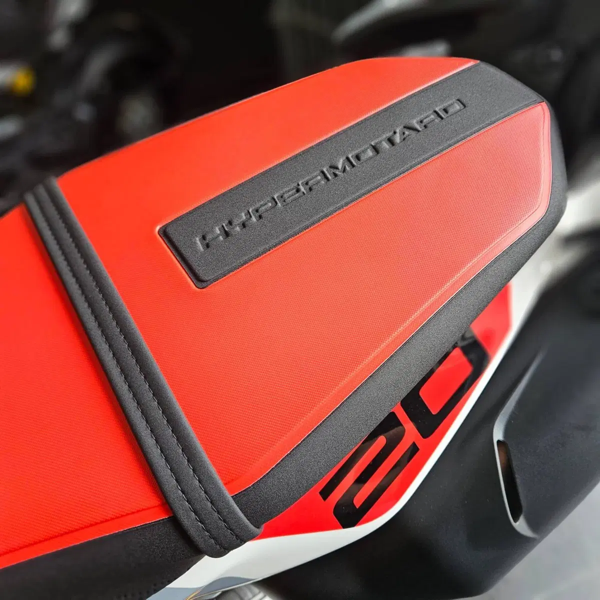 Ducati Hypermotard V2 SP (2026) (3)