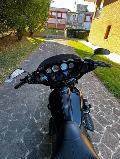 Harley-Davidson Street Glide ST (2022 - 23) usata