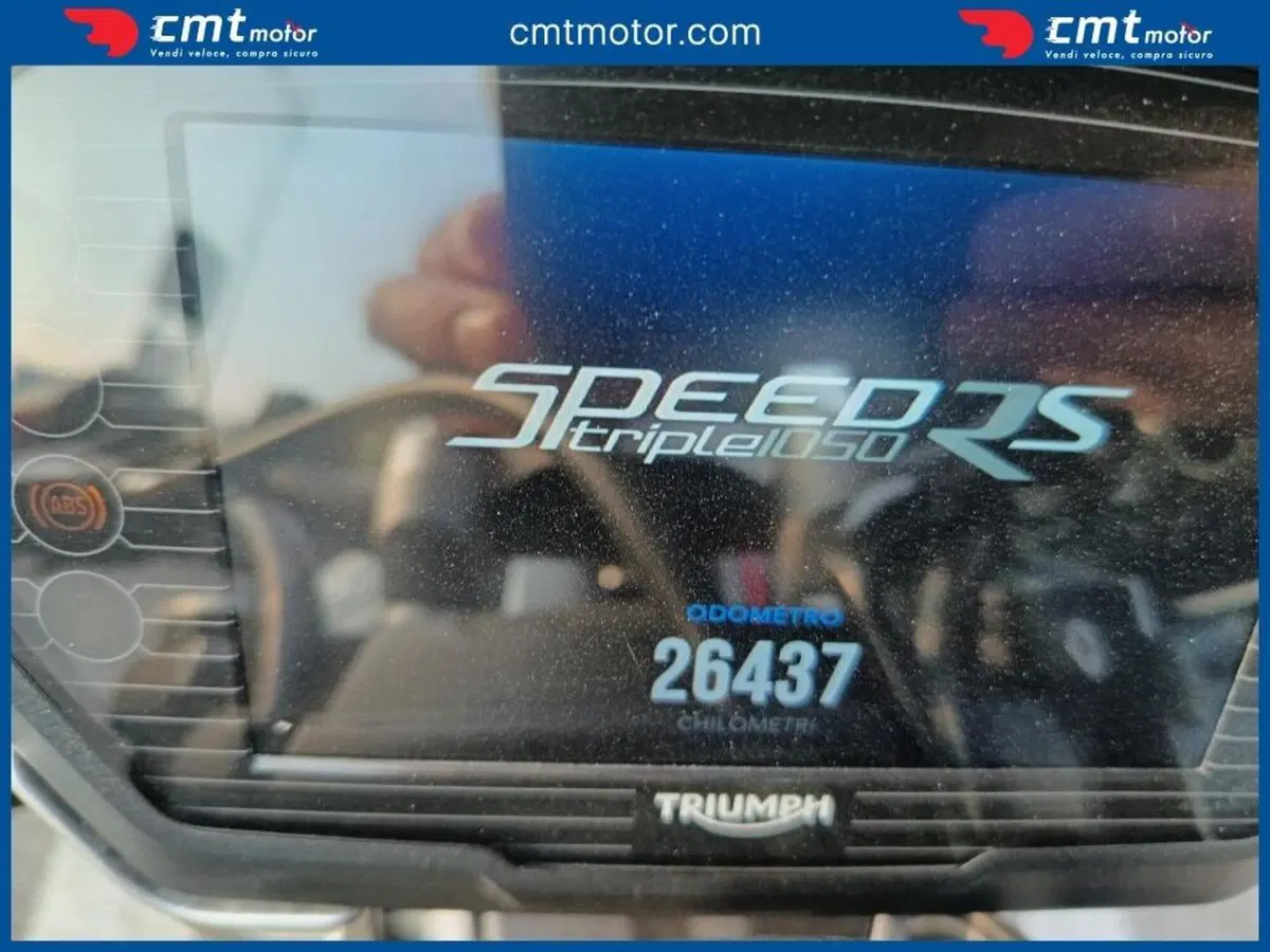 Triumph Speed Triple 1050 RS (2018 - 20) (6)