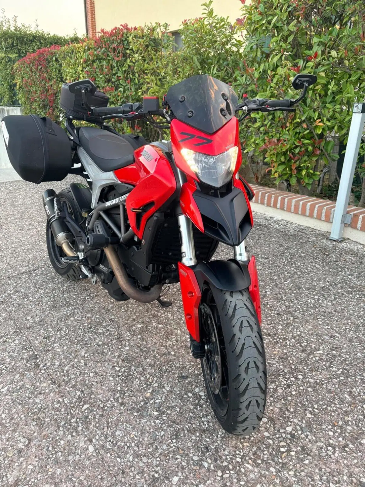 Ducati Hyperstrada 821 (2013 - 15)