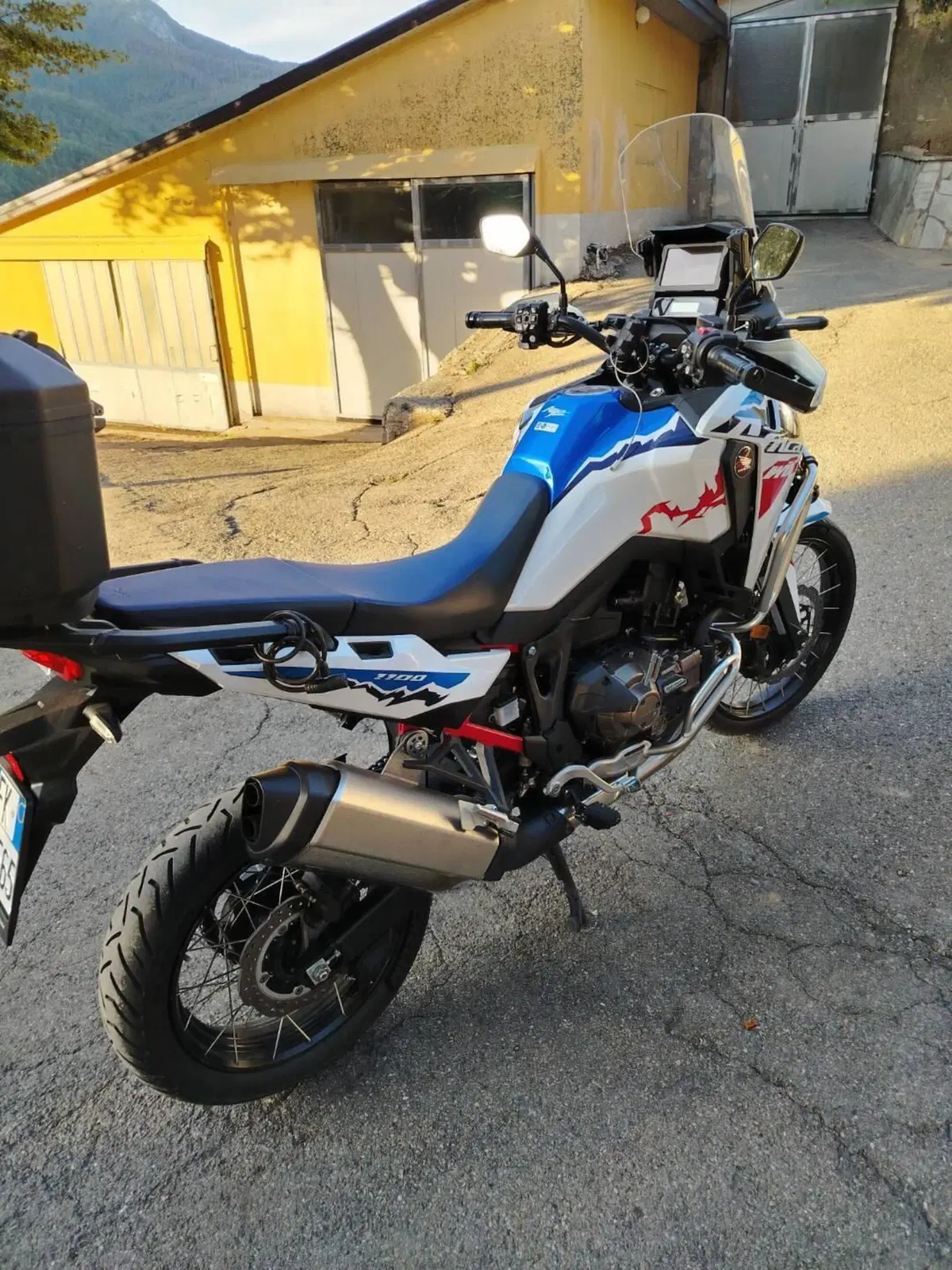 Honda Africa Twin CRF 1100L ES DCT (2024 - 26) (4)