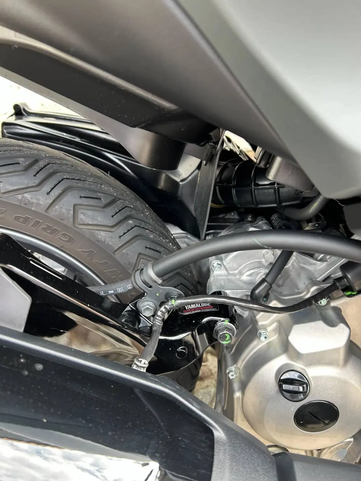 Yamaha X-Max 300 (2025 - 26) (4)