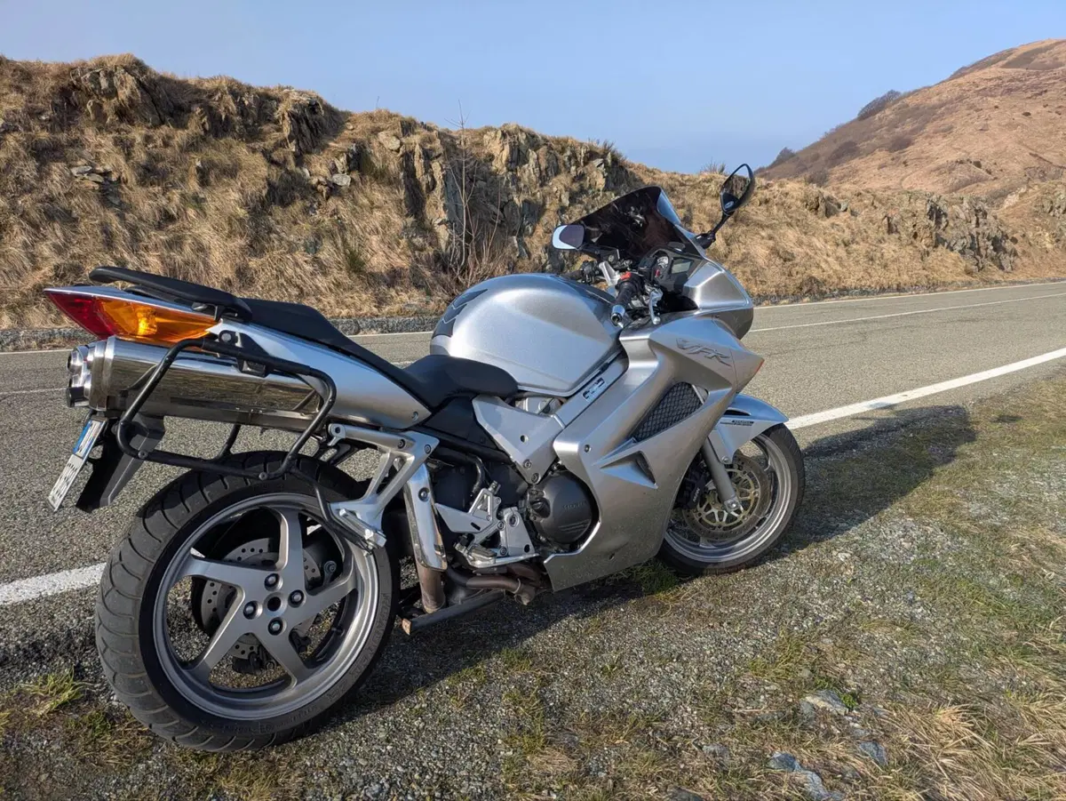 Honda VFR 800 (2006 - 13) (2)