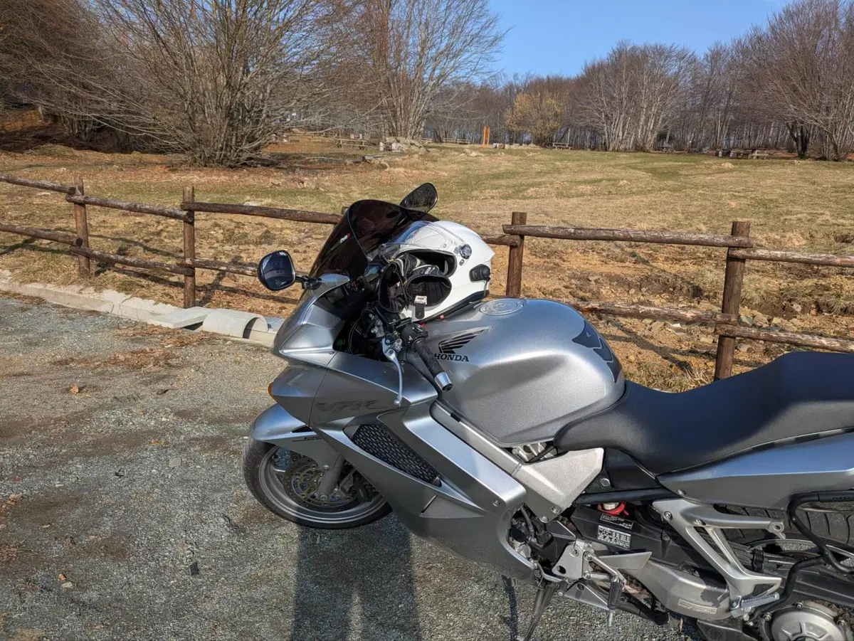 Honda VFR 800 (2006 - 13) (6)