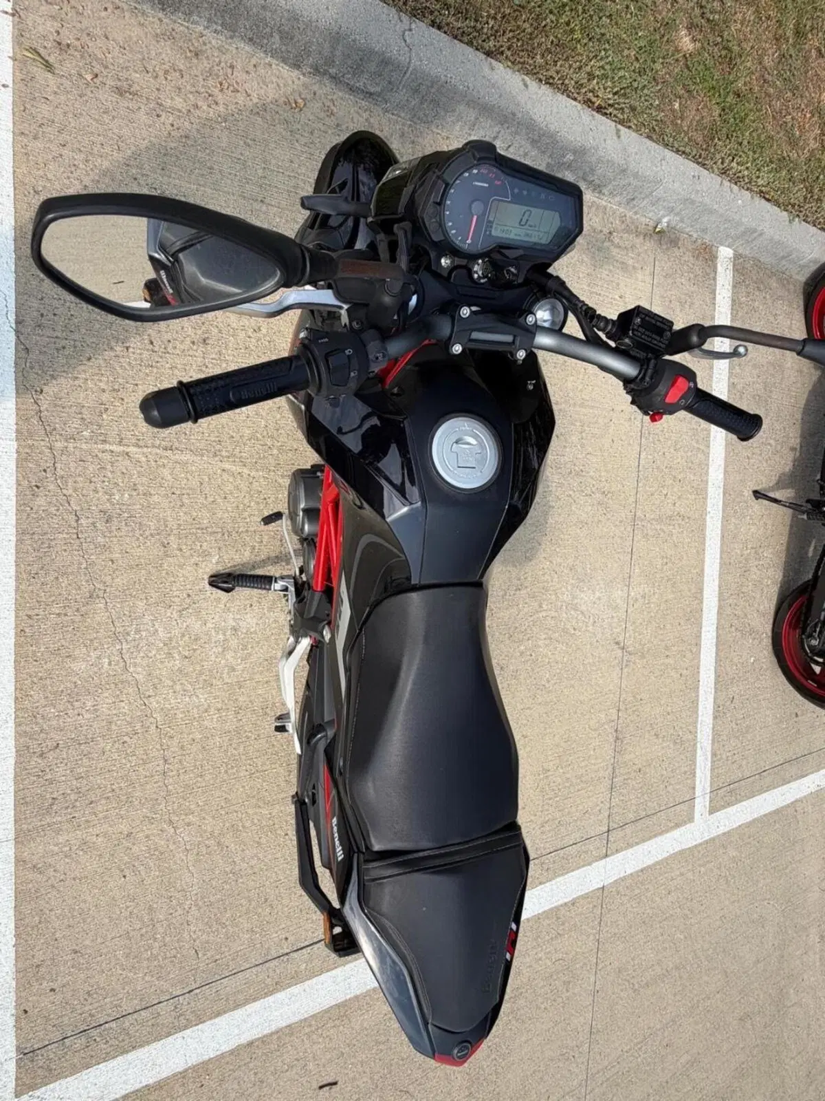 Benelli Tornado Naked T 125 (2021) (13)