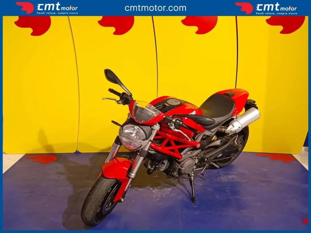 Ducati Monster 696 (2008 - 13) (4)