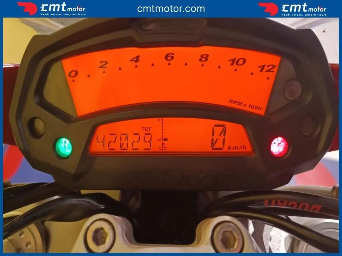 Ducati Monster 696 (2008 - 13) (5)