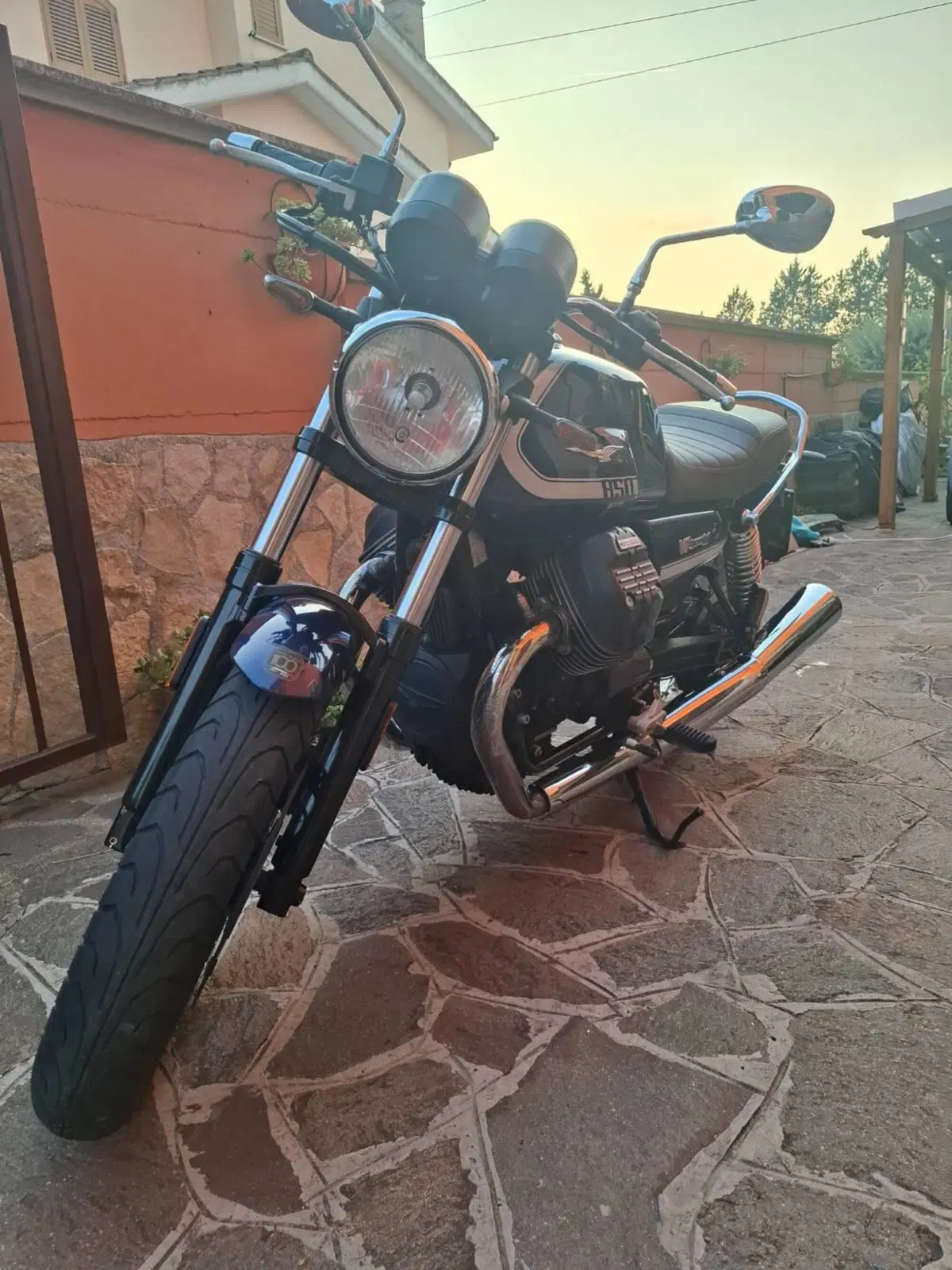 Moto Guzzi V7 Special (2021 - 24) (5)