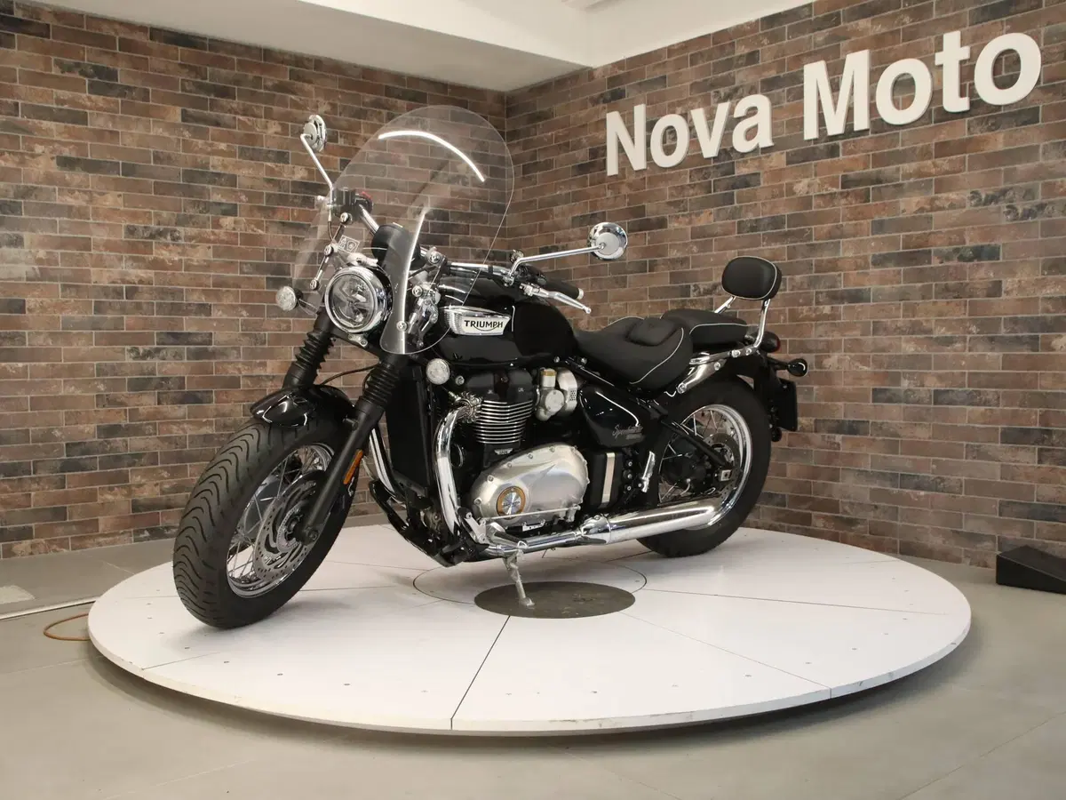 Triumph Bonneville T100 (2026) (3)