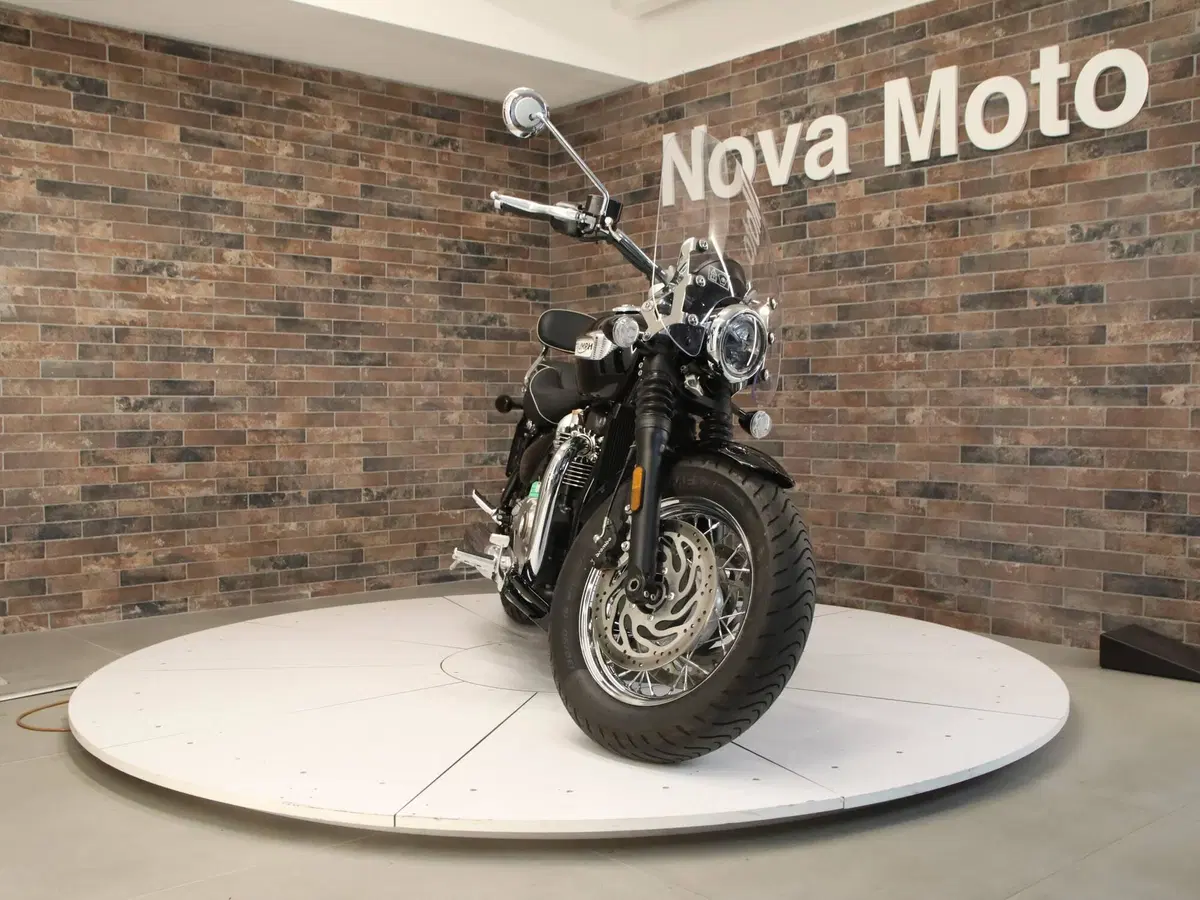 Triumph Bonneville T100 (2026) (4)