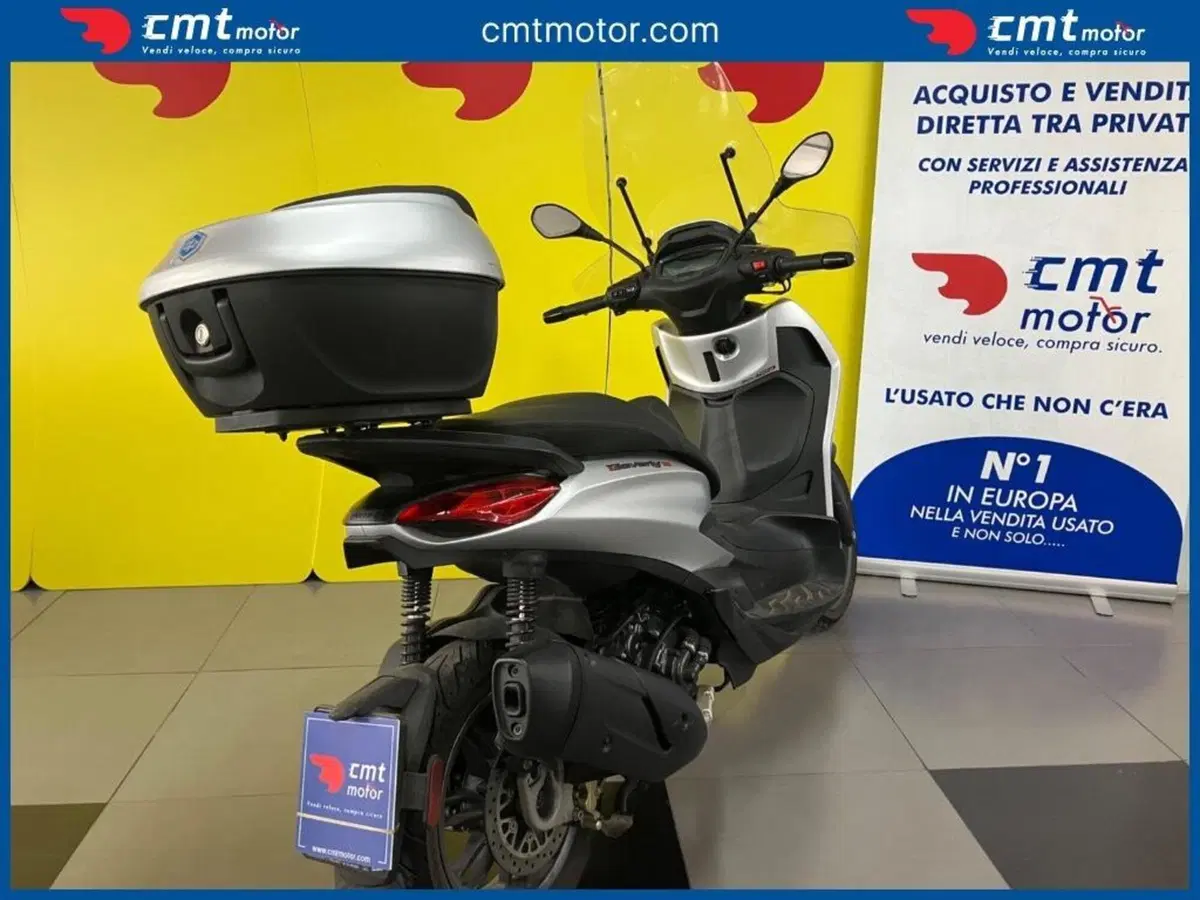 Piaggio Beverly 300 S (2021) (4)