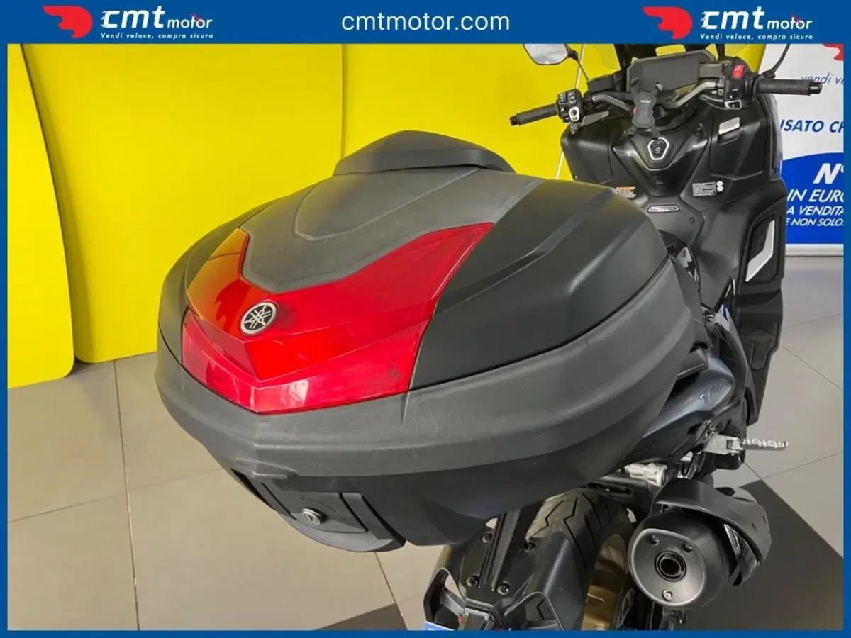 Yamaha T-Max 560 Tech Max (2022 - 24) (8)