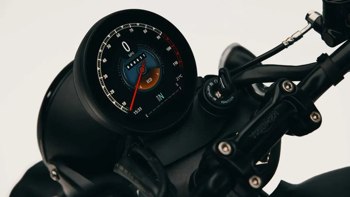 Triumph Bonneville T40 Bonneville T40 Black (2027) (9)