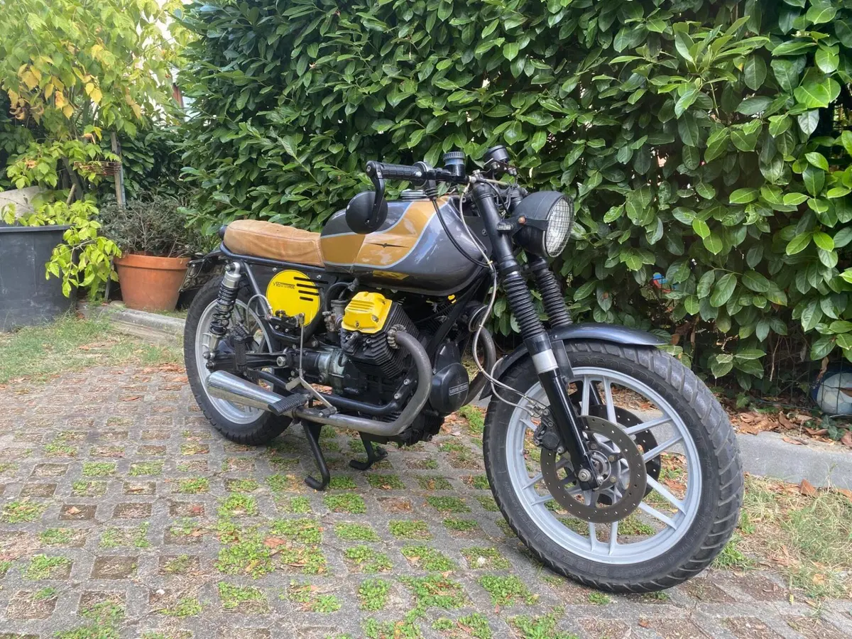 Moto Guzzi V65 (7)