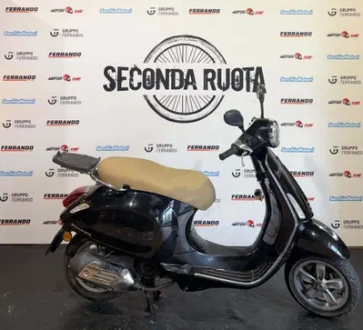 Vespa Primavera 50 4T (2014 - 17) usata