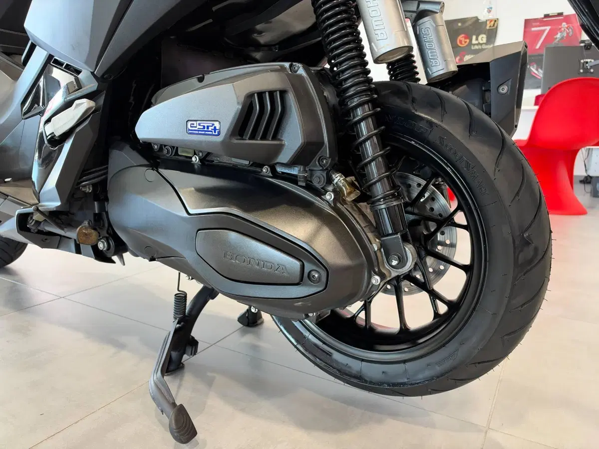Honda ADV 350 (2022 - 24) (12)