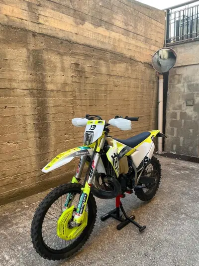 Husqvarna TE 250i (2023) usata
