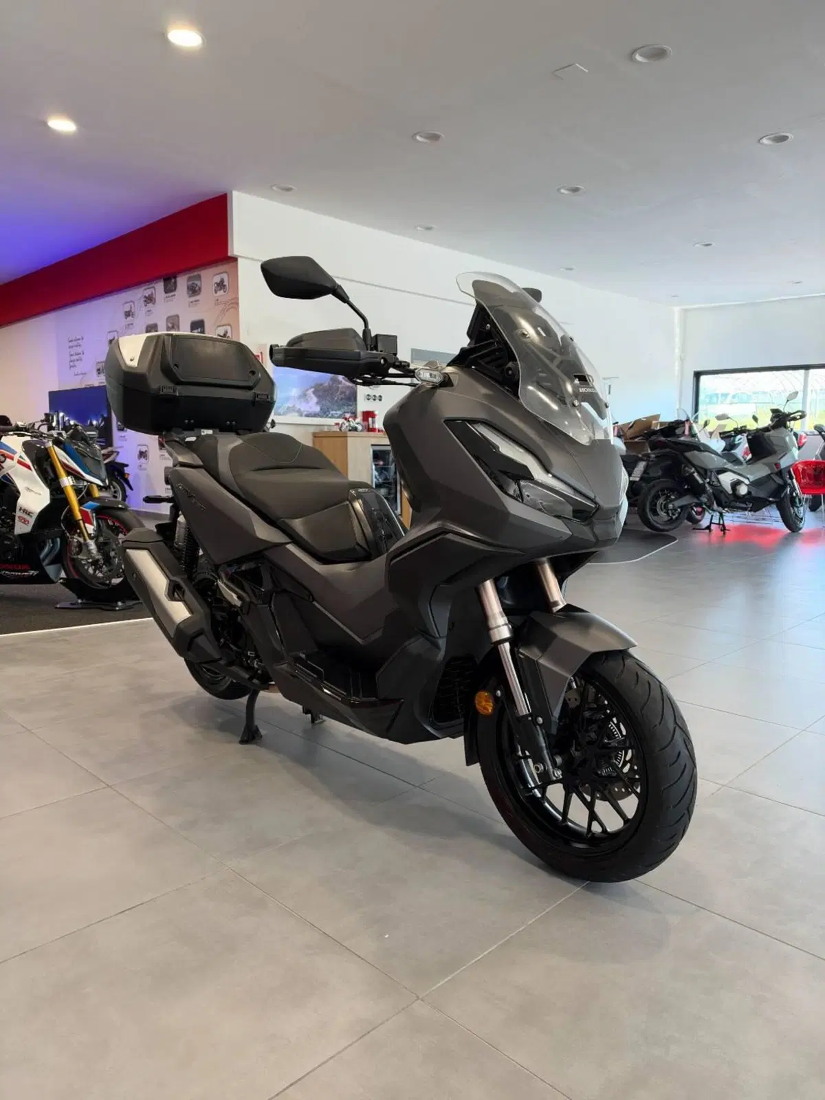 Honda ADV 350 (2022 - 24) (6)