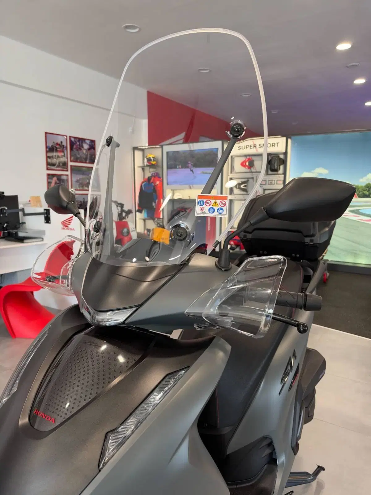 Honda SH 350i Sport (2025 - 26) (2)