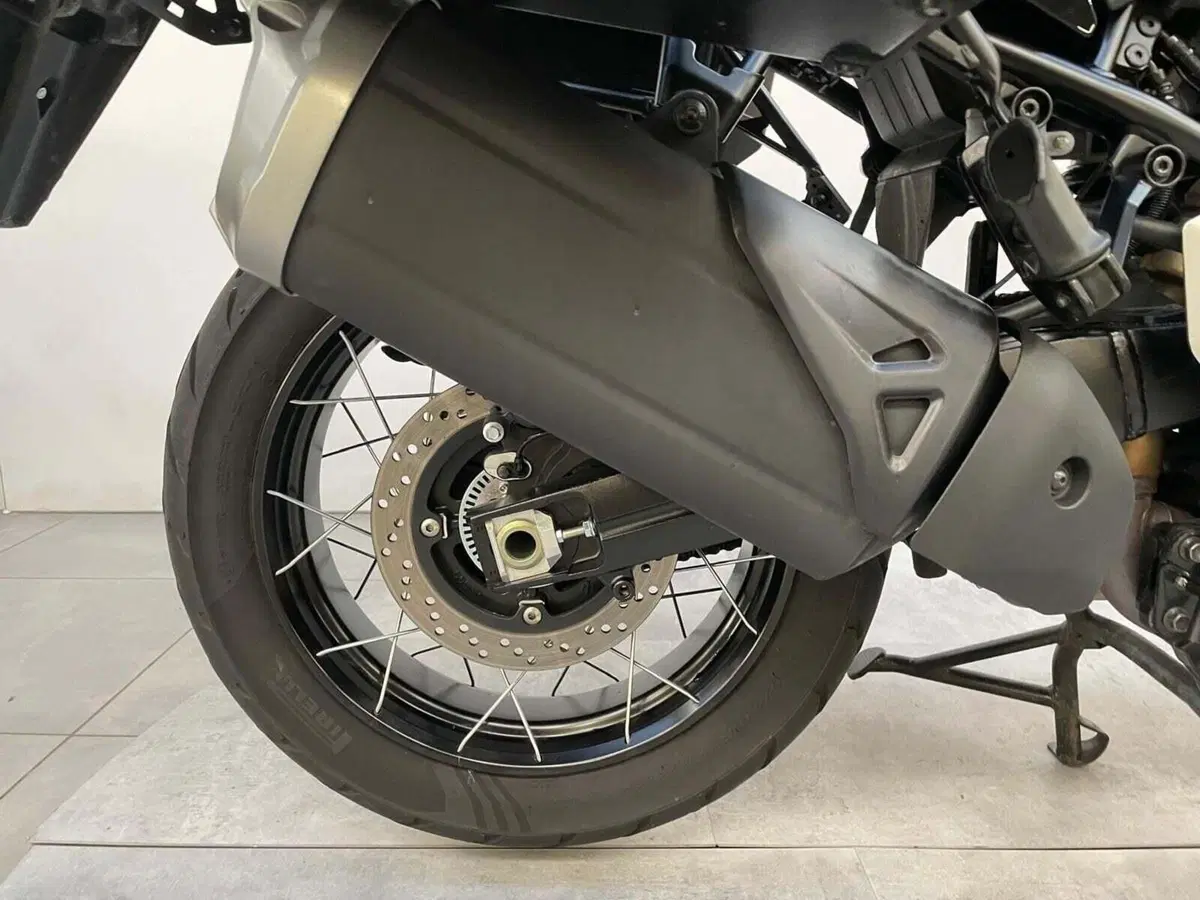 Suzuki V-Strom 1050DE (2023 - 24) (8)