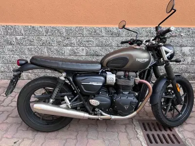 Triumph Street Twin 900 (2019 - 20) usata