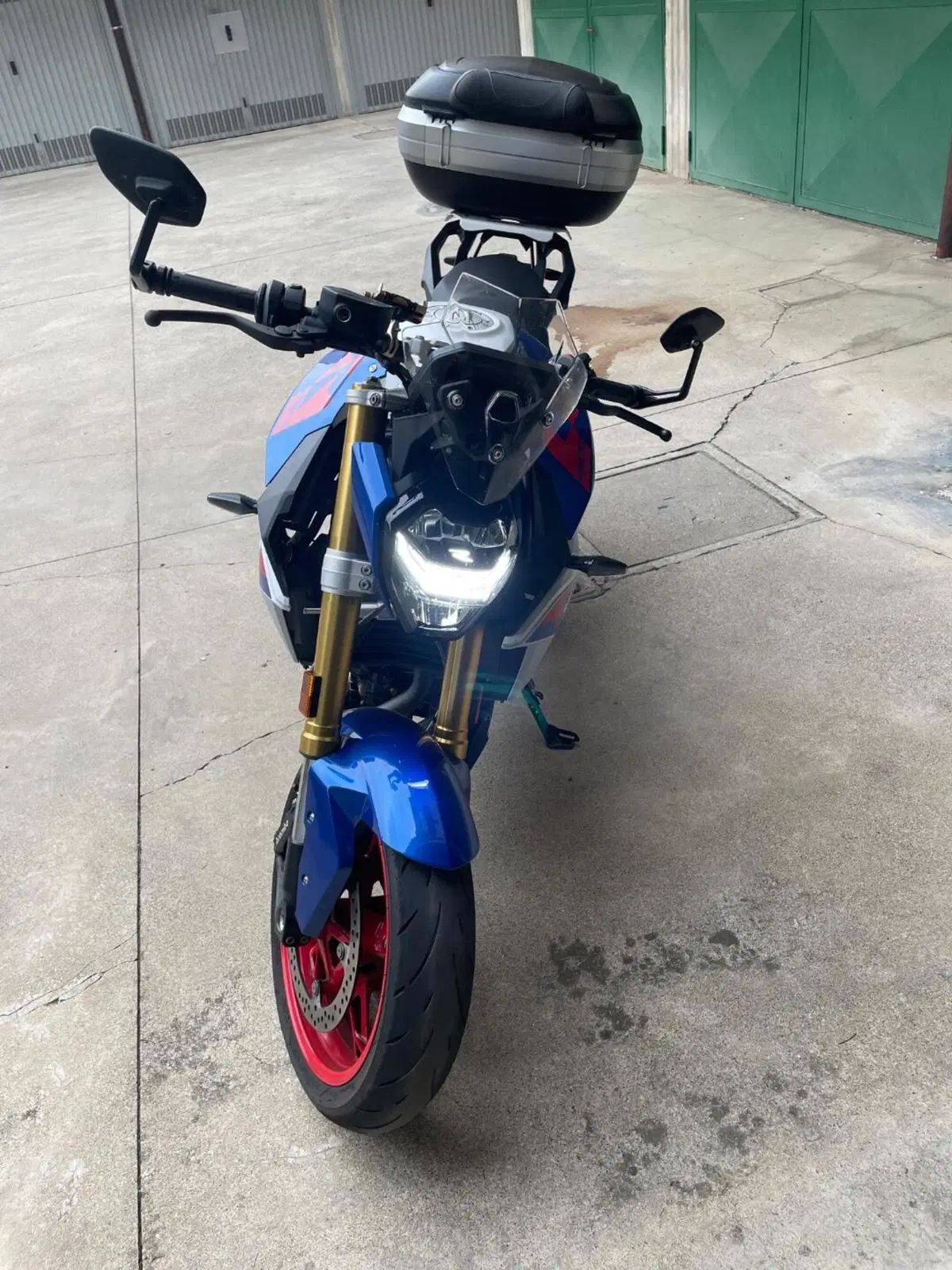 Bmw F 900 R (2025 - 27) (4)